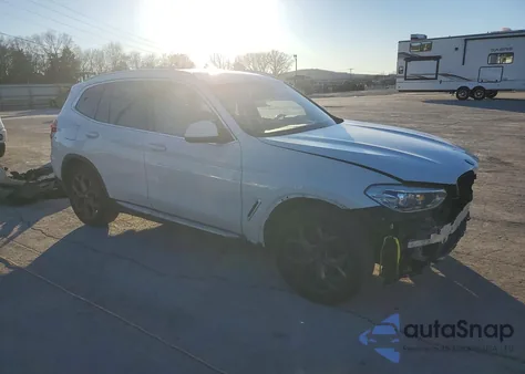 2021 BMW X3 Sdrive30I z USA, uszkodzony, nr VIN 5UXTY3C00M9F54287